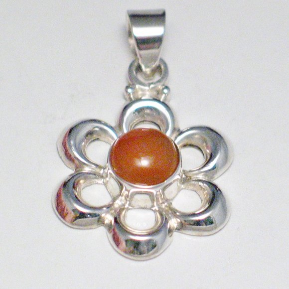 Flower Pendant Sterling Silver Carnelian | Jewelry - Picture 4 of 6